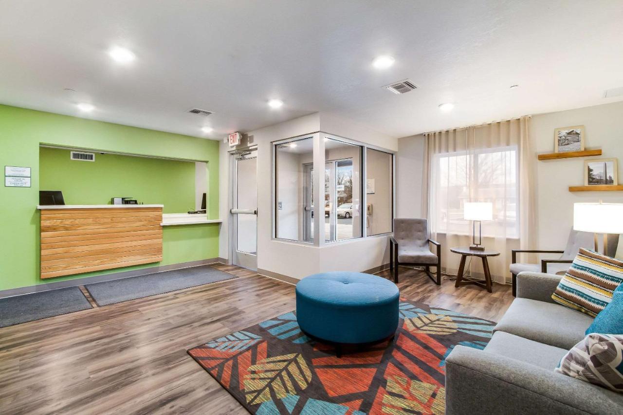 Woodspring Suites Harrisburg Linglestown Екстер'єр фото