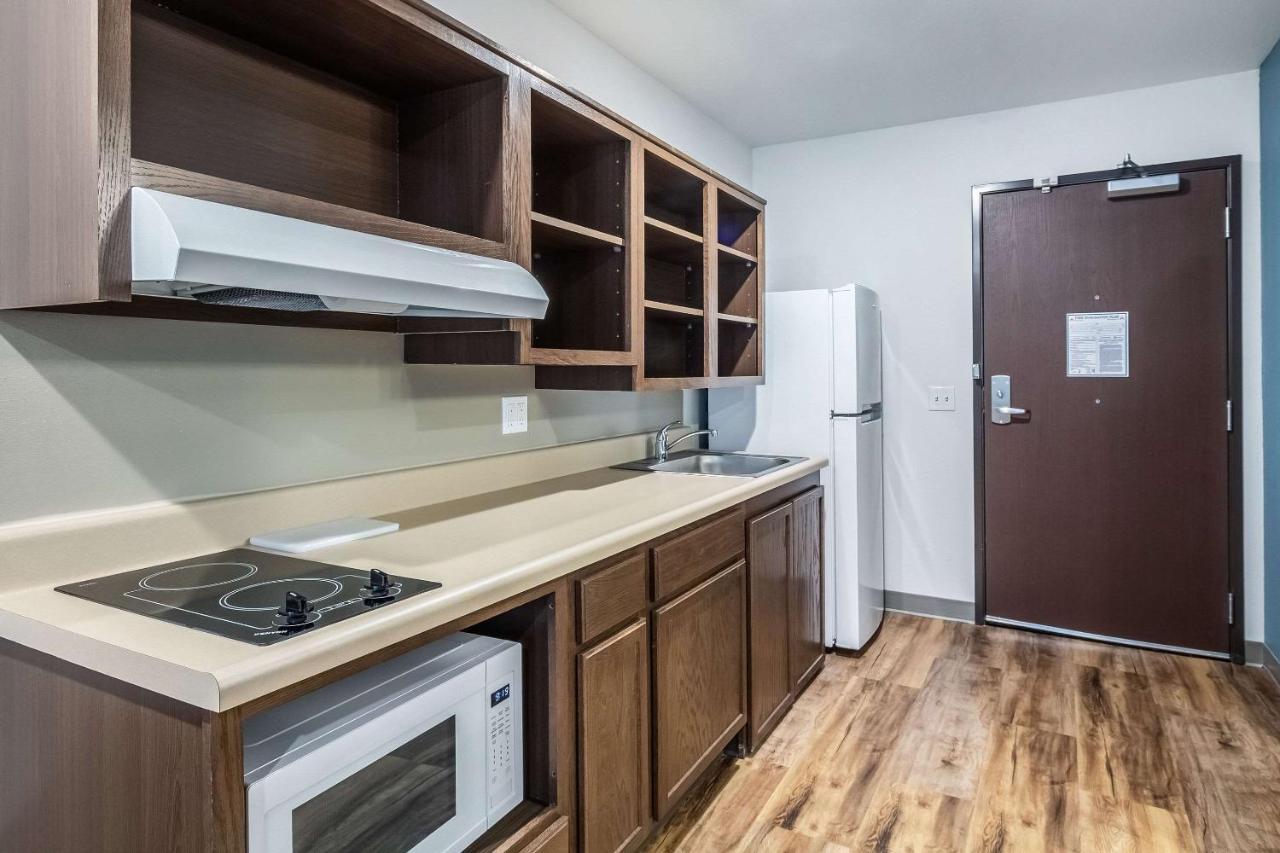 Woodspring Suites Harrisburg Linglestown Екстер'єр фото